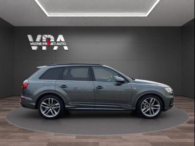 Audi Q7 Technik S Line &bull; 55 TFSI-E 30 V6 380ch &bull; 7 places &bull; Cam&eacute;ra 360&deg; &bull; B&amp;O &bull; Toit panoramique &bull; Si&egrave;ges ventil&eacute;s &bull; Affichage t&ecirc;te haute   - 4