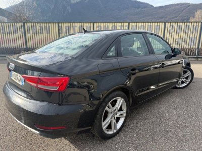 Audi A3 BERLINE 10 TFSI 115CH SPORT - 11
