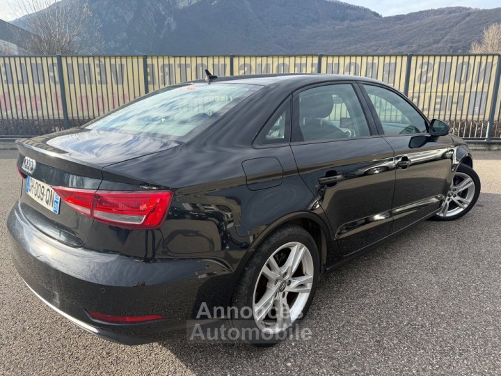 Audi A3 BERLINE 10 TFSI 115CH SPORT - 11