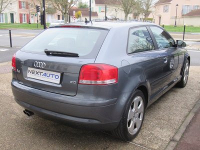 Audi A3 20 FSI 150CH AMBITION LUXE TIPTRONIC 3P - 10