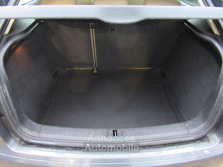 Audi A3 20 FSI 150CH AMBITION LUXE TIPTRONIC 3P - 11