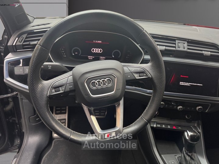 Audi Q3 35 TFSI 150 ch S tronic 7 S line - 10