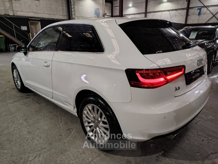 Audi A3 III 16 TDI 110ch FAP Ambition Luxe S tronic 7 - 4