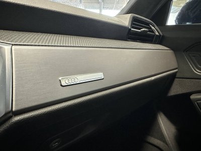 Audi Q3 Sportback 45 TFSIe 245 ch S tronic 6 S line   - 4