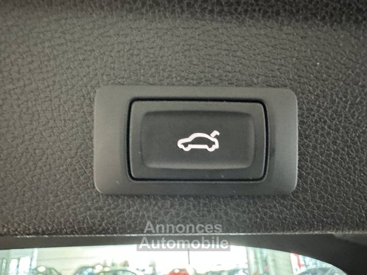 Audi Q3 Sportback 45 TFSIe 245 ch S tronic 6 S line - 12