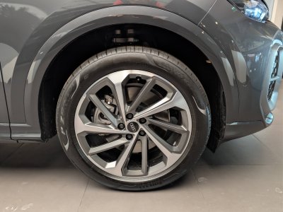 Audi Q5 e-hybrid 299 ch S tronic 7 Quattro S line - 16