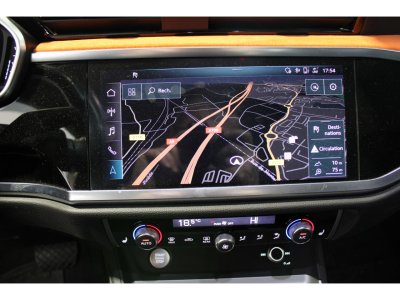 Audi Q3 15 35 TFSI - 150 - S-tronic Design Luxe SUIVI COMPLET - 13