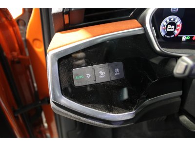 Audi Q3 15 35 TFSI - 150 - S-tronic Design Luxe SUIVI COMPLET - 17