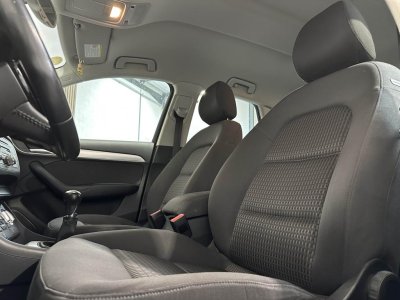 Audi Q3 Quattro 20 TDI 140ch Ambiente - Attelage - 10