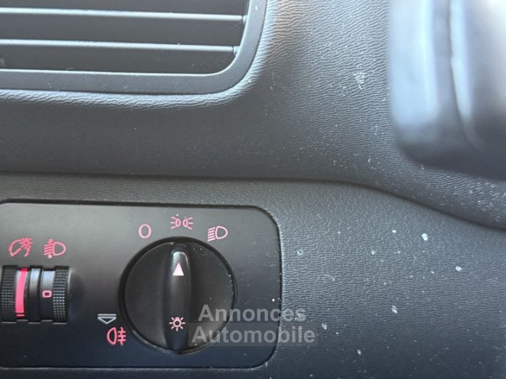 Audi A3 16 100CH AMBIENTE 5P - 15