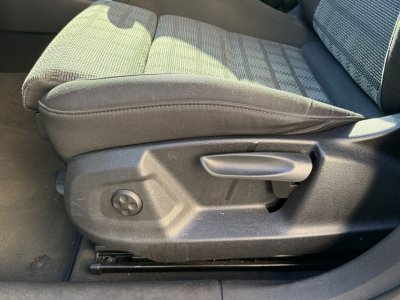 Audi Q3 20 tdi 150ch ultra ambiente - 32