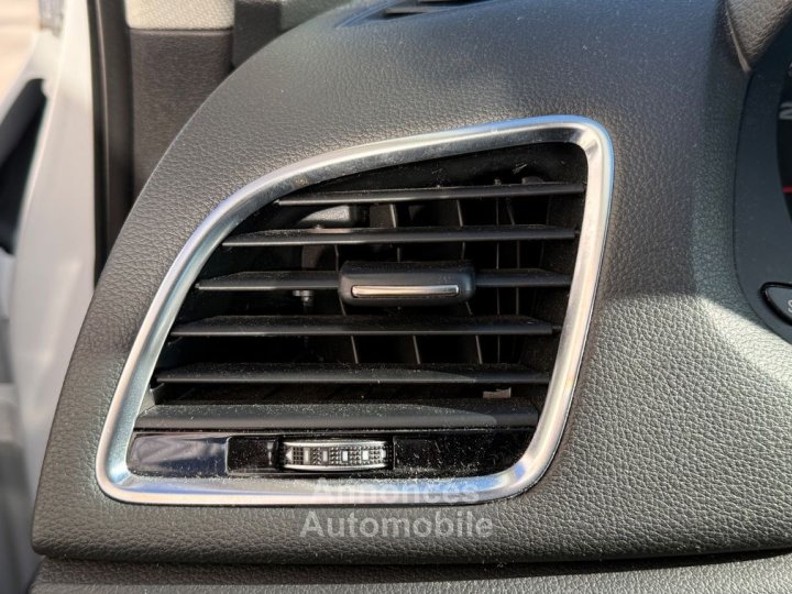 Audi Q3 20 tdi 150ch ultra ambiente - 33