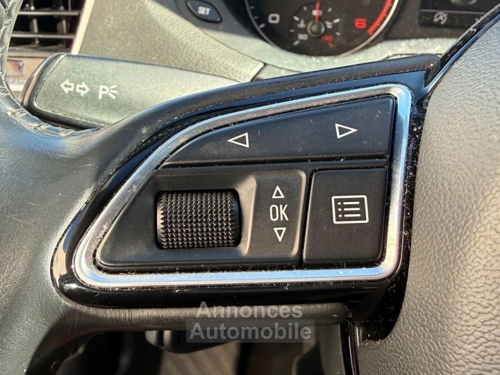 Audi Q3 20 tdi 150ch ultra ambiente - 40