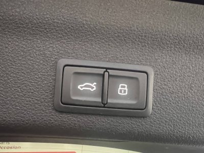 Audi A6 Avant 50 TFSIe 299 ch S tronic 7 Quattro Avus - 12