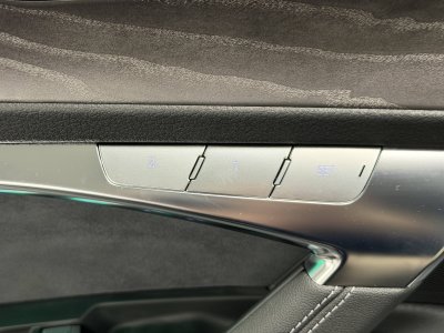 Audi A6 Avant 50 TFSIe 299 ch S tronic 7 Quattro Avus - 16