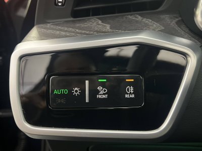 Audi A6 Avant 50 TFSIe 299 ch S tronic 7 Quattro Avus - 23