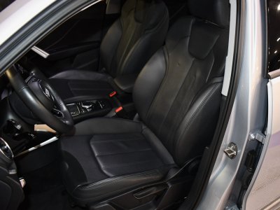 Audi Q2 Sport 35 TFSI 150 S-Tronic GPS Virtual Cuir Caméra ACC Pré Sense Car Play LED Hayon JA 17 - 13