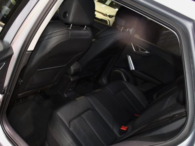 Audi Q2 Sport 35 TFSI 150 S-Tronic GPS Virtual Cuir Caméra ACC Pré Sense Car Play LED Hayon JA 17 - 14