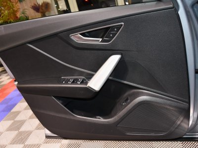 Audi Q2 Sport 35 TFSI 150 S-Tronic GPS Virtual Cuir Caméra ACC Pré Sense Car Play LED Hayon JA 17 - 19