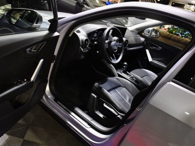 Audi Q2 Sport 35 TFSI 150 S-Tronic GPS Virtual Cuir Caméra ACC Pré Sense Car Play LED Hayon JA 17 - 26