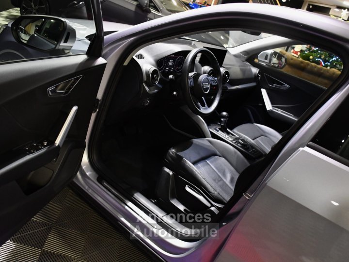 Audi Q2 Sport 35 TFSI 150 S-Tronic GPS Virtual Cuir Caméra ACC Pré Sense Car Play LED Hayon JA 17 - 26