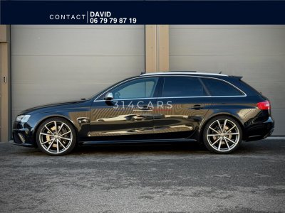 Audi RS4 AVANT Quattro 42 V8 FSI 450 FACELIFT - 2