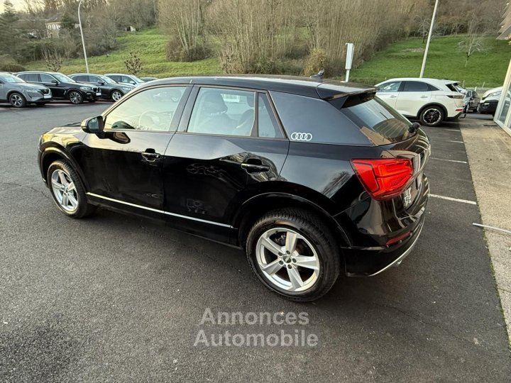 Audi Q2 10 30 TFSI - 116 - BV S-tronic Sport GPS + RADAR AR/AV + CLIM - 5