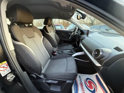 Audi Q2 10 30 TFSI - 116 - BV S-tronic Sport GPS + RADAR AR/AV + CLIM - 14