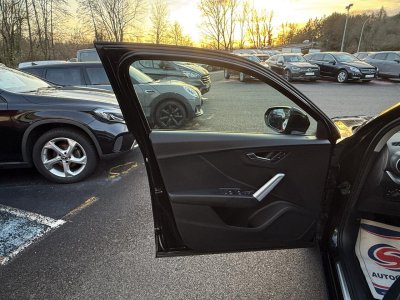 Audi Q2 10 30 TFSI - 116 - BV S-tronic Sport GPS + RADAR AR/AV + CLIM - 31