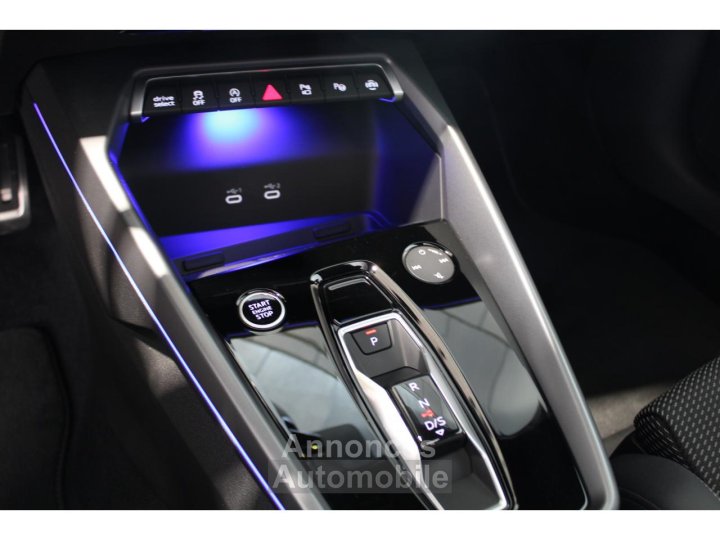 Audi A3 Sportback 15 35 TFSI - 150 - S-Tronic 7 - S line - 17