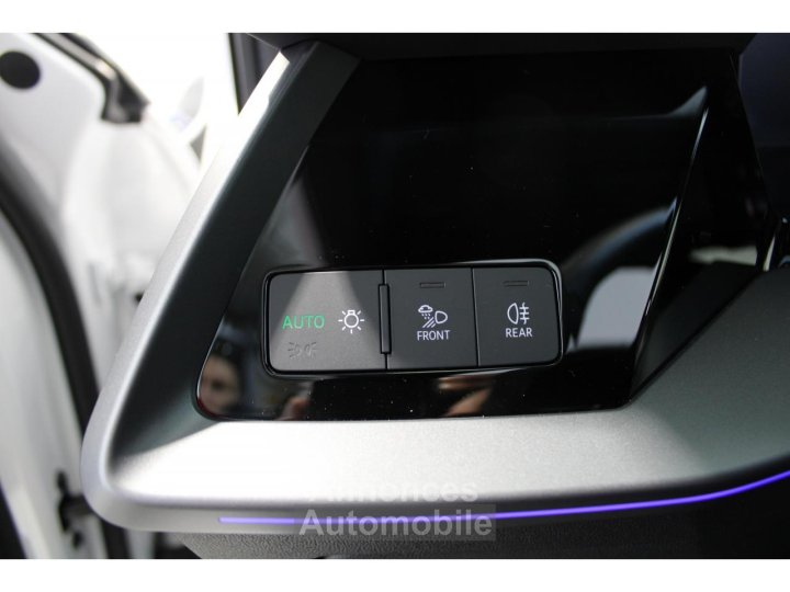 Audi A3 Sportback 15 35 TFSI - 150 - S-Tronic 7 - S line - 20