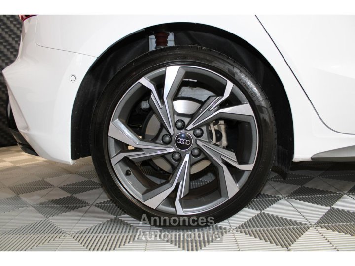 Audi A3 Sportback 15 35 TFSI - 150 - S-Tronic 7 - S line - 30