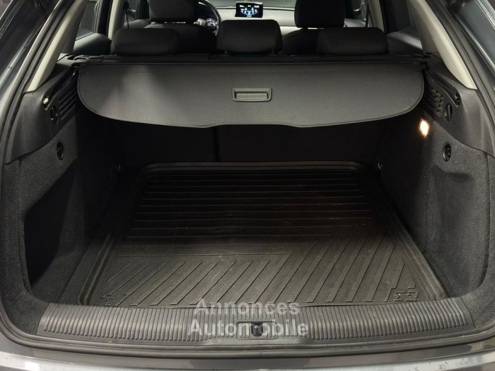 Audi Q3 20 TDI Ultra 150ch Ambition Luxe SECONDE MAIN DISTRIBUTION À JOUR RÉVISION - 11