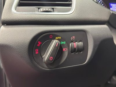 Audi Q3 20 TDI Ultra 150ch Ambition Luxe SECONDE MAIN DISTRIBUTION À JOUR RÉVISION - 19