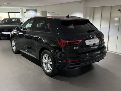 Audi Q3 35 TFSI 150 ch S tronic 7 S line   - 2