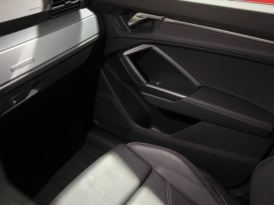 Audi Q3 35 TFSI 150 ch S tronic 7 S line   - 7