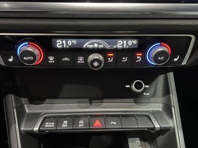 Audi Q3 35 TFSI 150 ch S tronic 7 S line   - 8