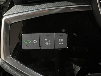 Audi Q3 35 TFSI 150 ch S tronic 7 S line   - 18