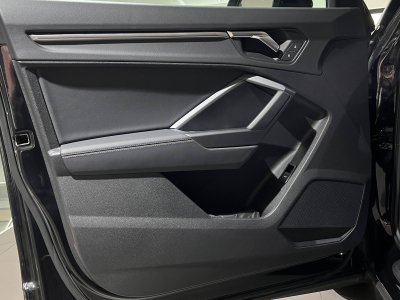 Audi Q3 35 TFSI 150 ch S tronic 7 S line   - 21