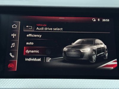 Audi A1 Sportback 40 TFSI 200CH S LINE TRONIC 6 - 12