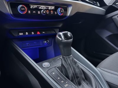 Audi A1 Sportback 40 TFSI 200CH S LINE TRONIC 6 - 17