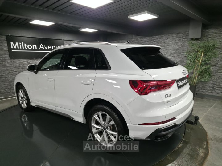 Audi Q3 20 TDI - 150 - BV S-tronic S-Line - 3