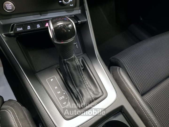 Audi Q3 20 TDI - 150 - BV S-tronic S-Line - 16