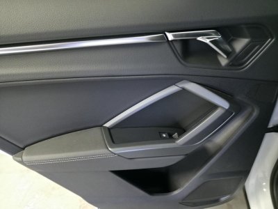 Audi Q3 20 TDI - 150 - BV S-tronic S-Line   - 40