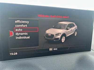 Audi Q2 35 TFSI 150ch Advanced S tronic 7   - 15