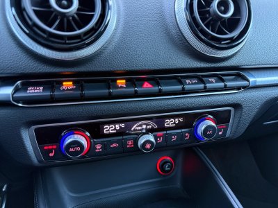 Audi RS3 SPORTBACK QUATTRO 367CH - FRANCAISE - SUIVI COMPLET - TOIT OUVRANT - BANGOLUSFEN - CAMERA DE RECUL - GARANTIE 12 MOIS   - 17