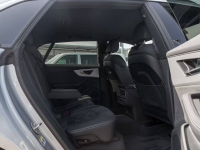 Audi Q8 55 TFSIe Q S LINE FACELIFT LM21 HuD AHK 360 - 7