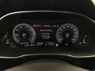Audi Q3 45 TFSIe S line &ndash; Virtual Cockpit, Matrix LED, Black Optics   - 8
