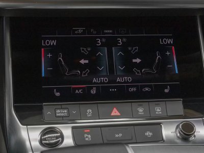 Audi A6 Avant 55 TFSIe Q S LINE HD-MATRIX LM20 B&O - 13