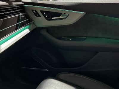 Audi Q7 55 TFSI e 380 Tiptronic 8 Quattro S line   - 23